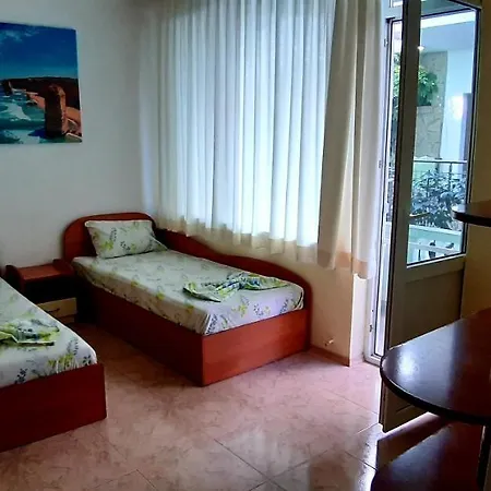 بيت ضيافة Laguna 2*