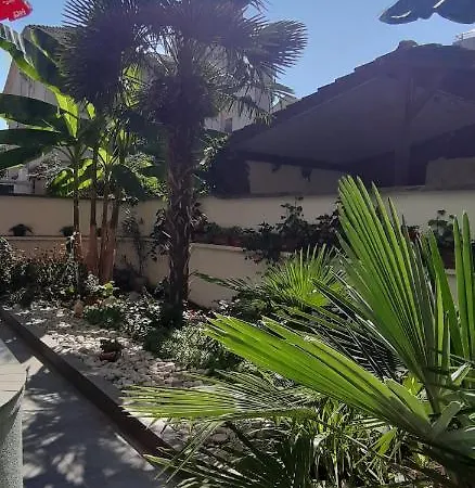 بيت ضيافة Laguna كيتن