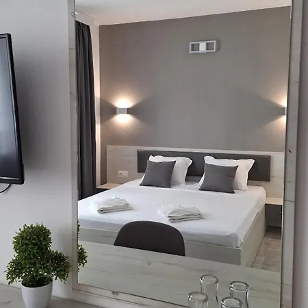 بيت ضيافة Laguna 2*